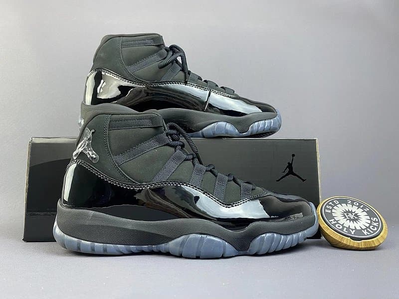 Air Jordan 11 Concord