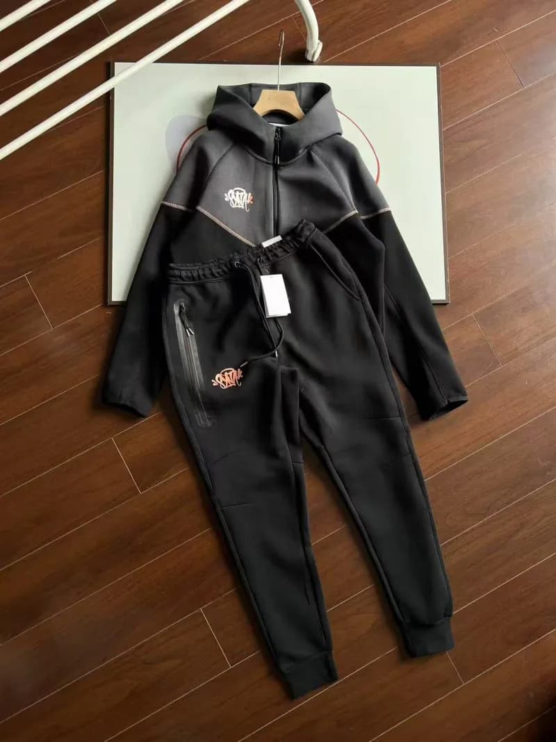 Sp5der Hoodie and Joggers Set Graffiti Logo