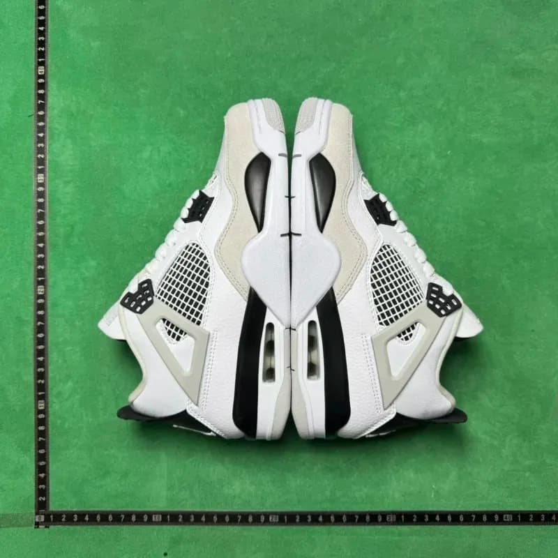 Air Jordan 4 Bred — 2号小白水泥DH6927 111
