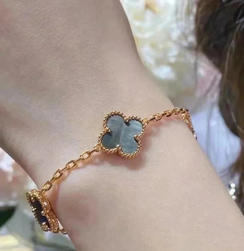 Van Cleef & Arpels Alhambra Bracelet Four-Leaf Clover