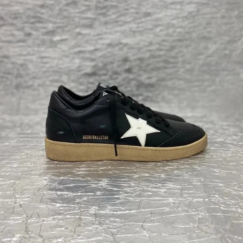 Golden Goose Ball Star Black with White Star