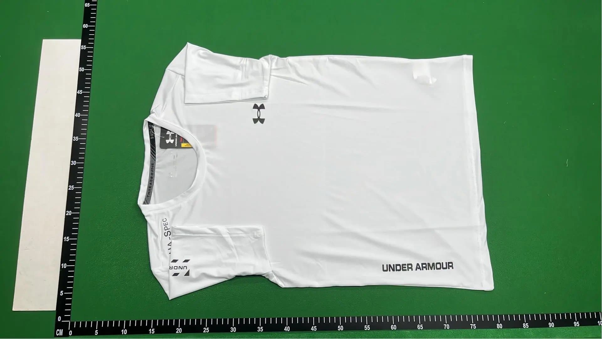 Under Armour UA9122 Mesh Panel — 短袖白色