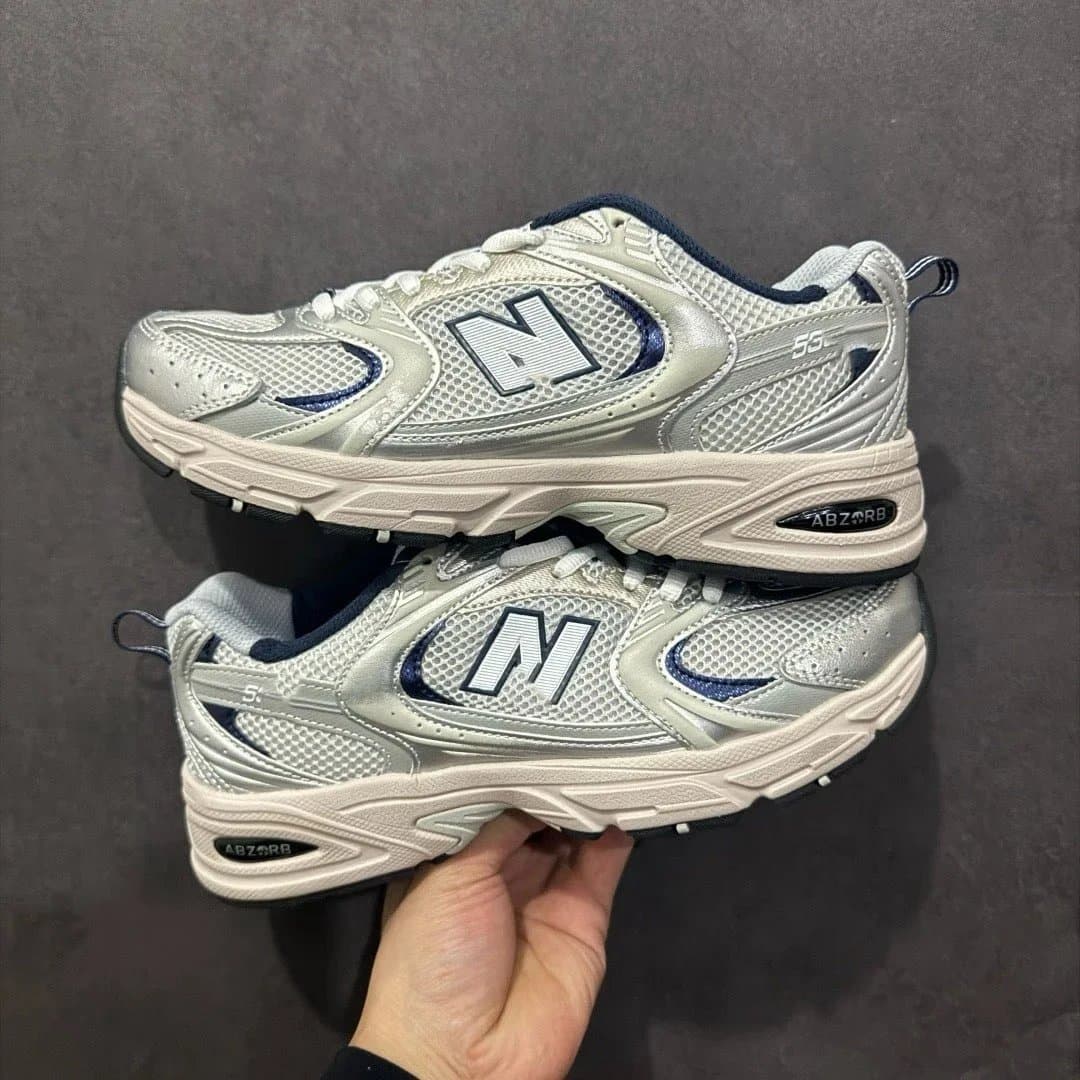 New Balance 530 Silver Navy