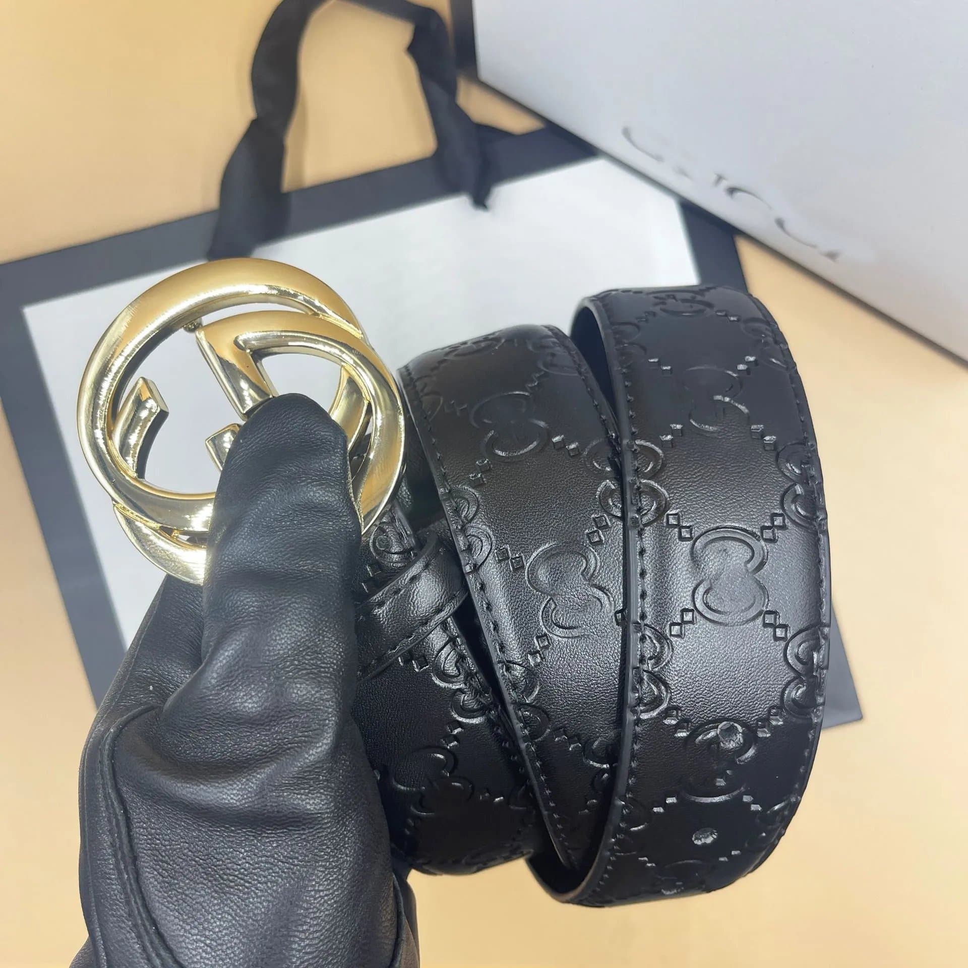 Gucci Web Belt Green Red Web — 黑底黑色压花+GG金扣