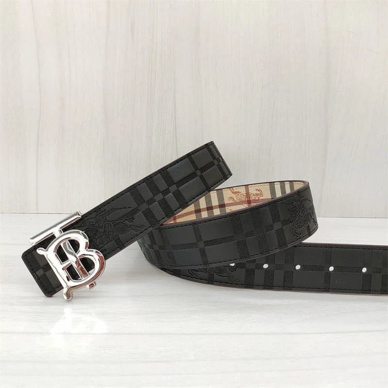 Burberry Monogram Check Belt Reversible — 上TB黑压花银扣