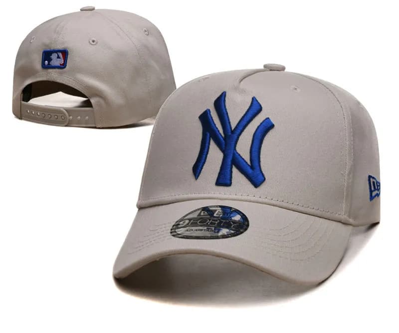 MLB New York Yankees Cap All-Black — 44