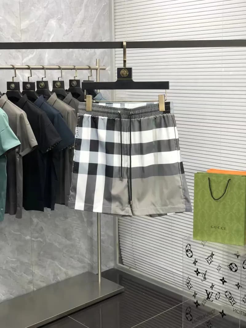 Gucci Checkered Shorts Web Stripe