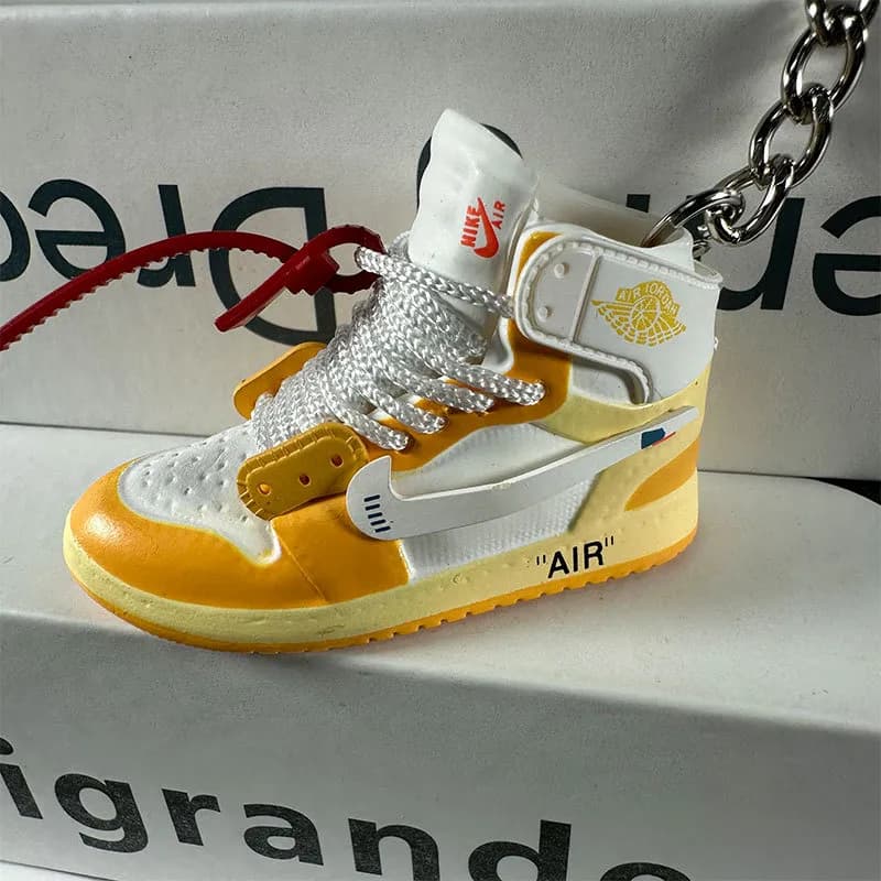 Air Jordan 1 Bred — 16.OW joint name yellow