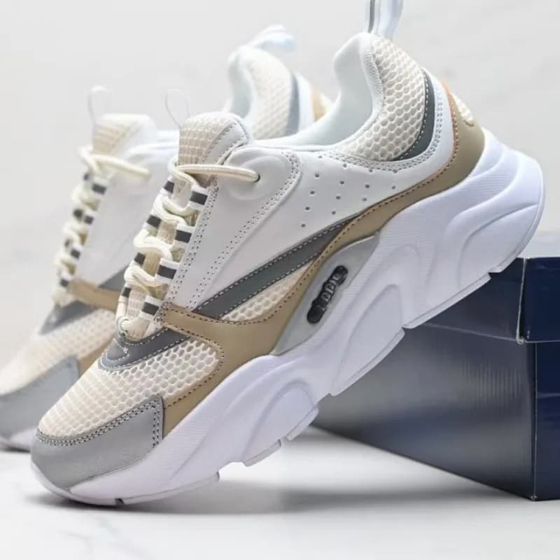 Balenciaga Triple S Pastel Mix — 迪加奥杏灰金