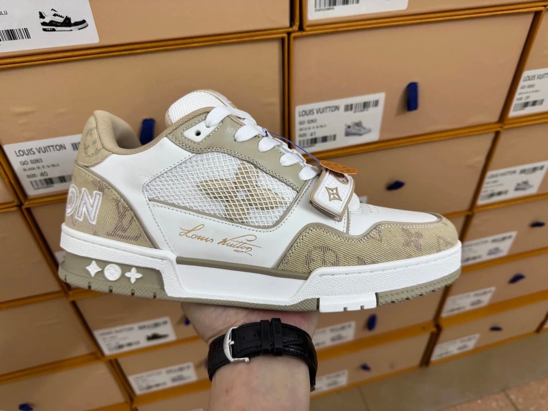 Louis Vuitton LV Trainer Monogram Flower — 杏色魔术贴sk828