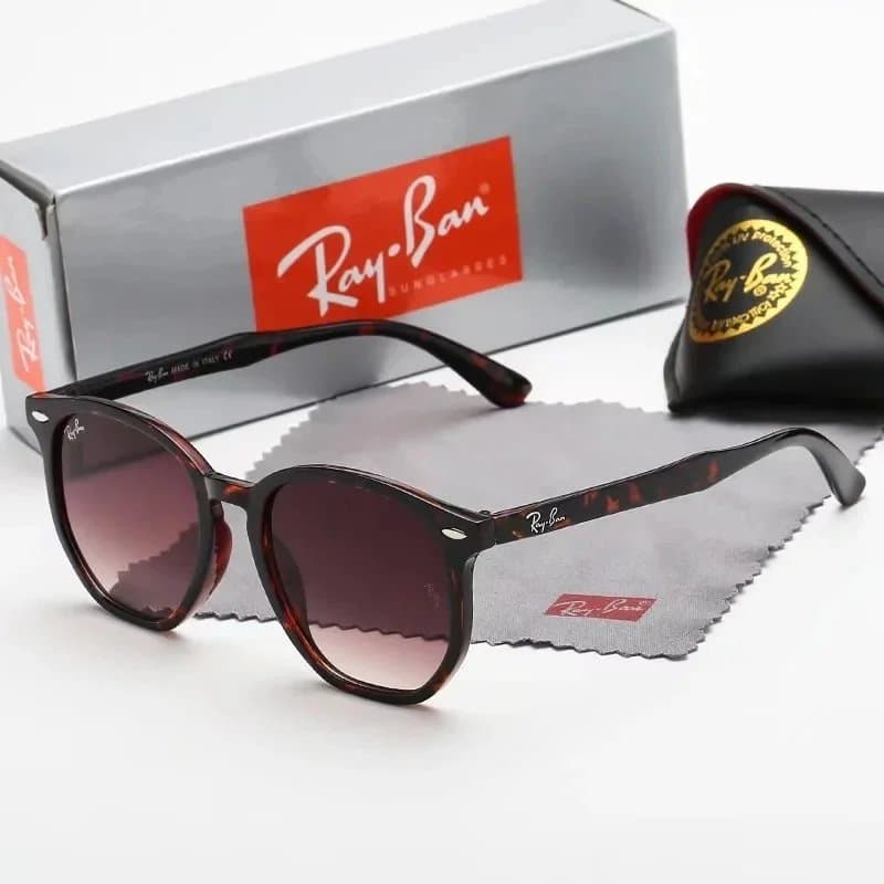 Ray-Ban Clubmaster Tortoise Shell