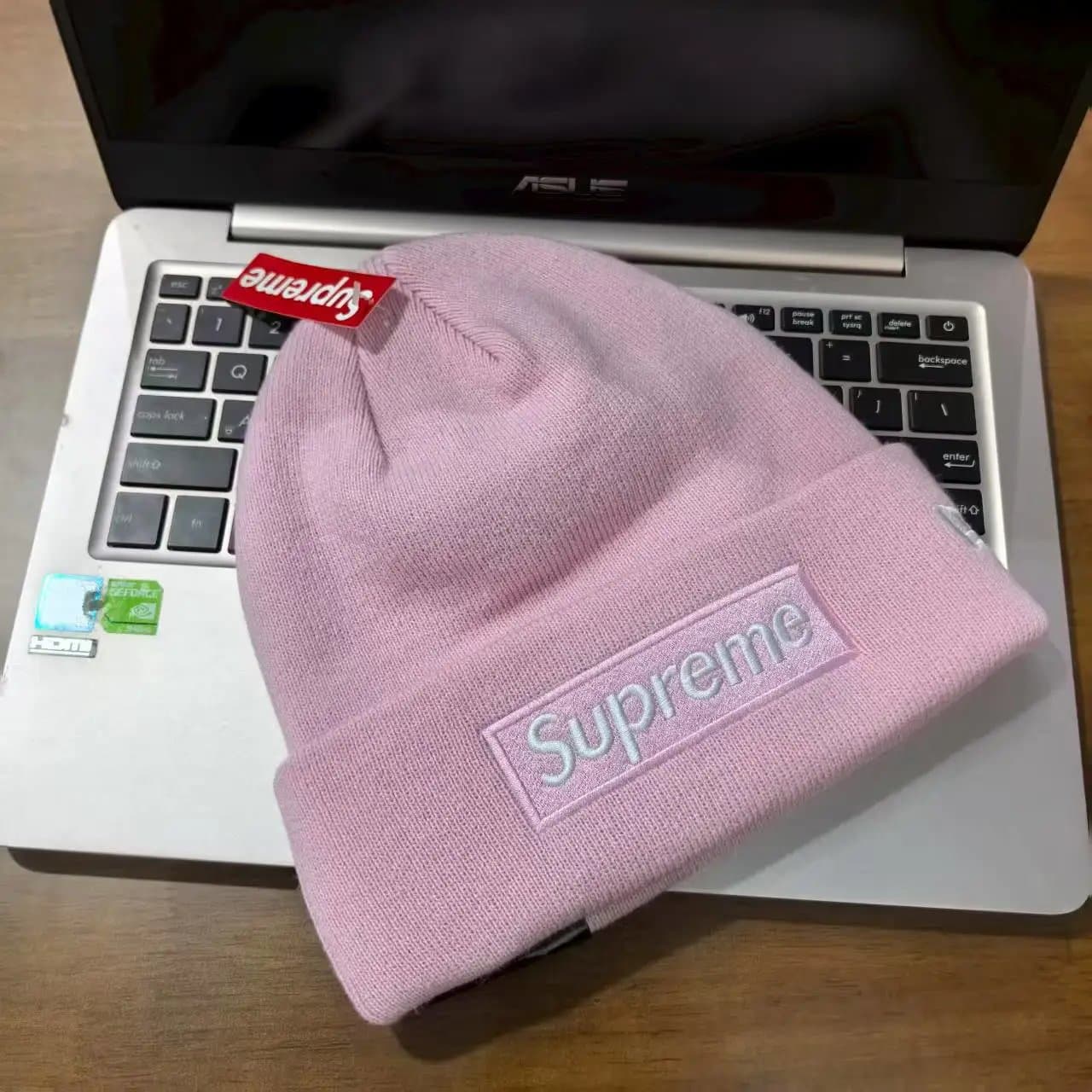 Supreme Box Logo Beanie Camo Patch — 均码 · 奶粉
