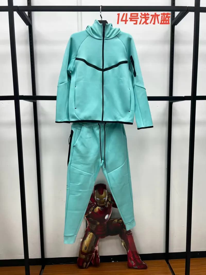 Nike Tech Fleece Hoodie and Joggers China Red — Light aqua suit