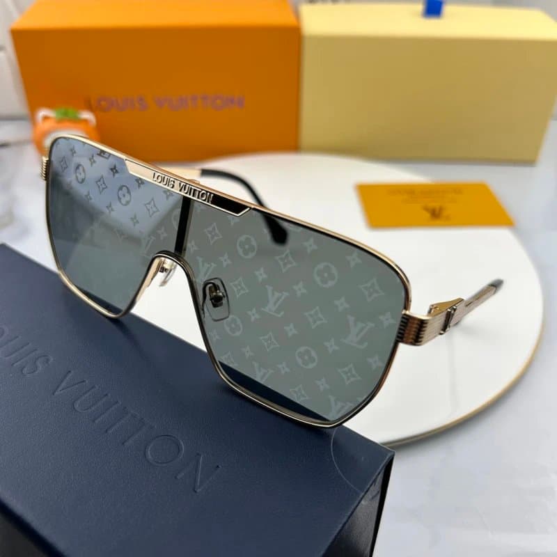 Louis Vuitton Aviator Sunglasses Monogram Print