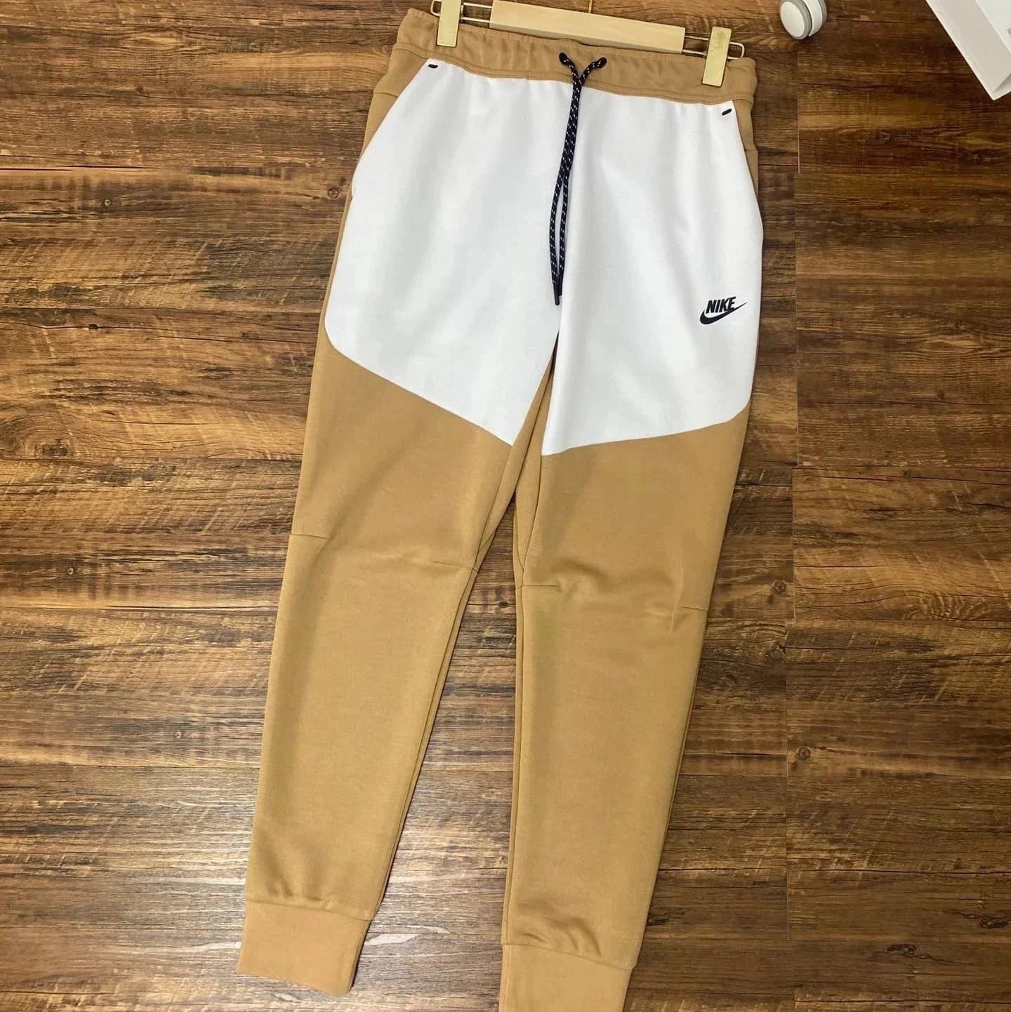Puma Track Suit Solid Green — 4496 卡其拼白裤子