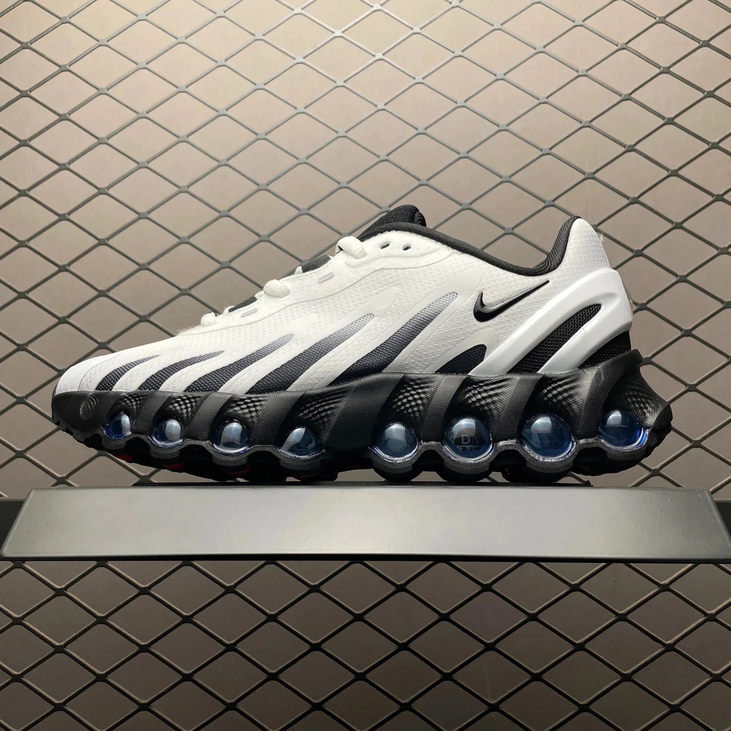 Nike Air Max Plus Grey Orange — 白黑