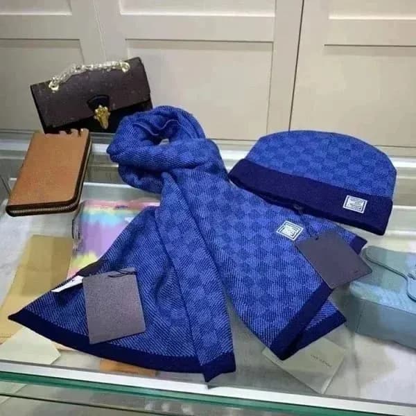 Louis Vuitton Monogram Knit Scarf Blue Check