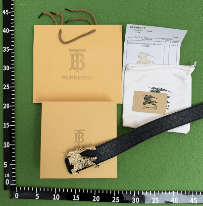 Louis Vuitton LV Monogram Canvas Wallet & Belt Set Monogram Eclipse — 39Burberry belt【带钱包】