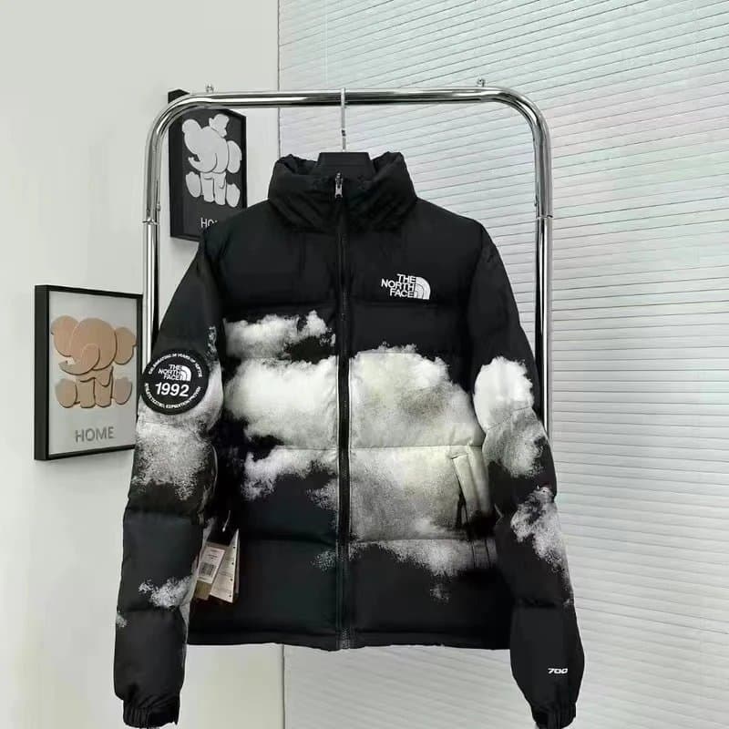 The North Face Nuptse Jacket Colorblock — 云朵