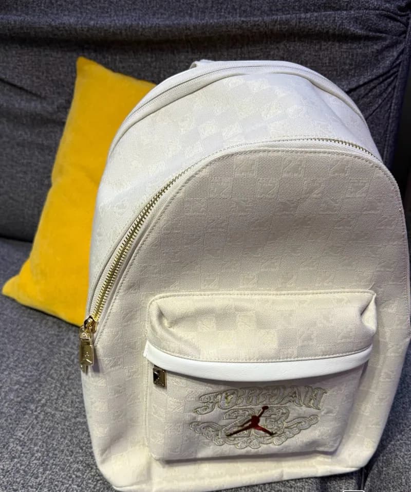 Fendi Double-Zip Backpack Monogram Denim — 双层马年限定米白