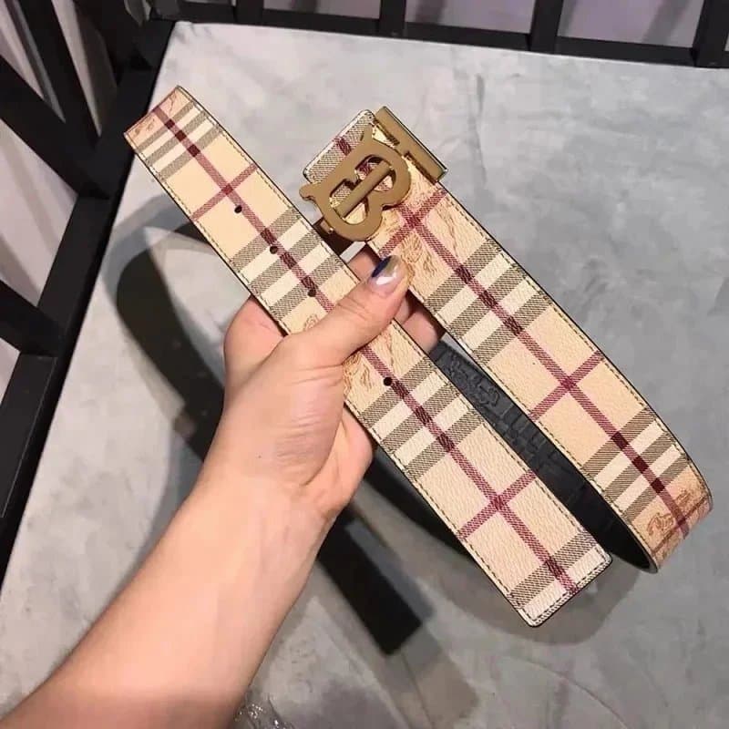 Burberry Logo Buckle Belt Vintage Check