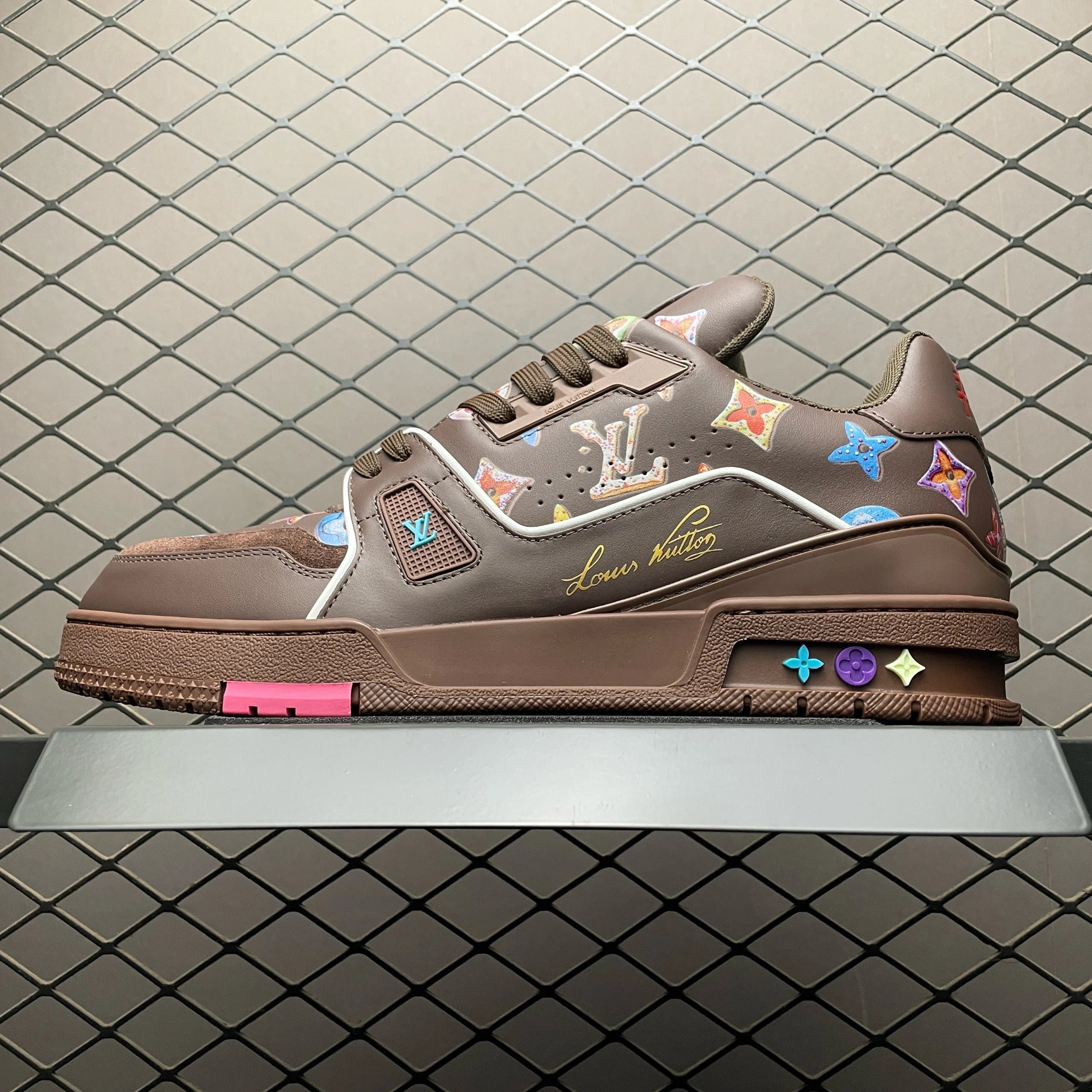 Louis Vuitton LV Trainer Monogram Mesh — 棕彩花