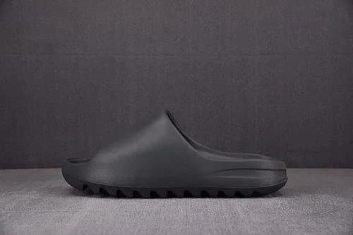 Yeezy Slide Bone — ID4132