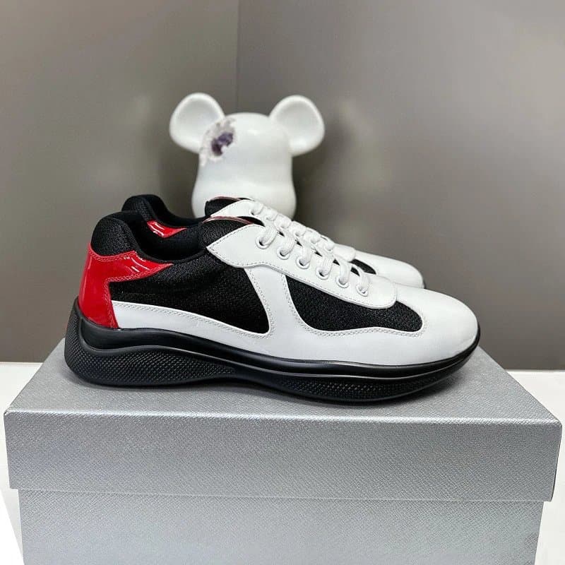Prada Cloudbust Thunder Black Patent Red Accent — 白红