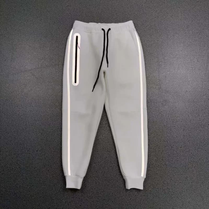 Nike Tech Fleece Hoodie and Joggers Reflective Stripe — 白色长裤