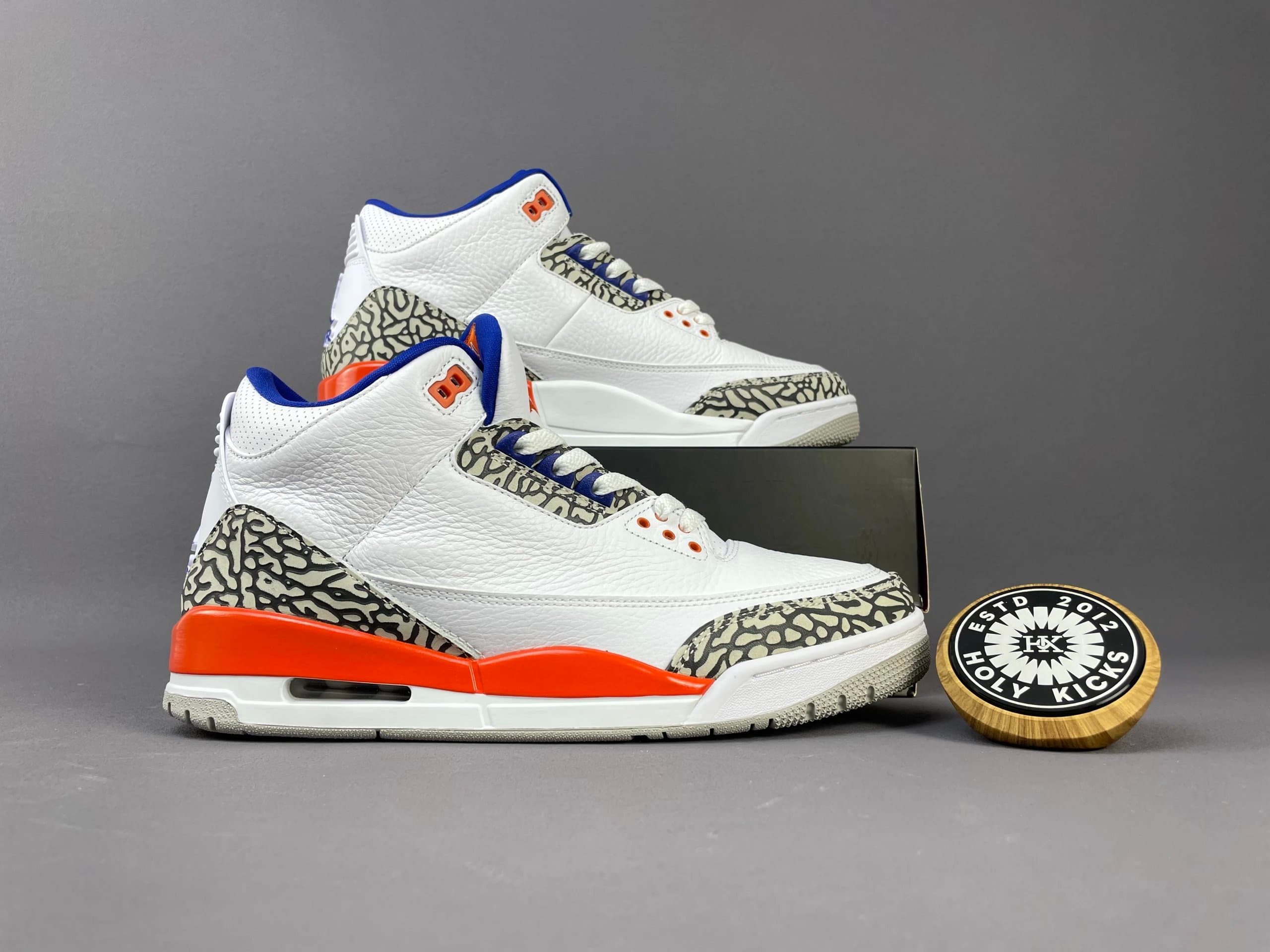 Air Jordan 3 True Blue