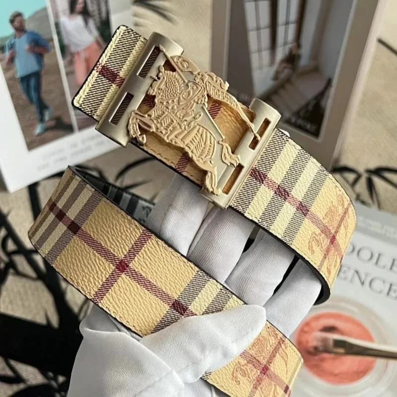 Burberry Check Belt Vintage Check with Equestrian Knight Buckle