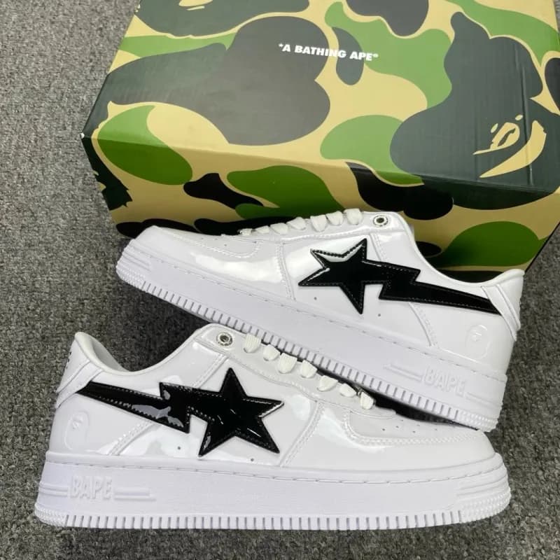 Bape Sta Camouflage Star — SHM191302M 黑白漆皮