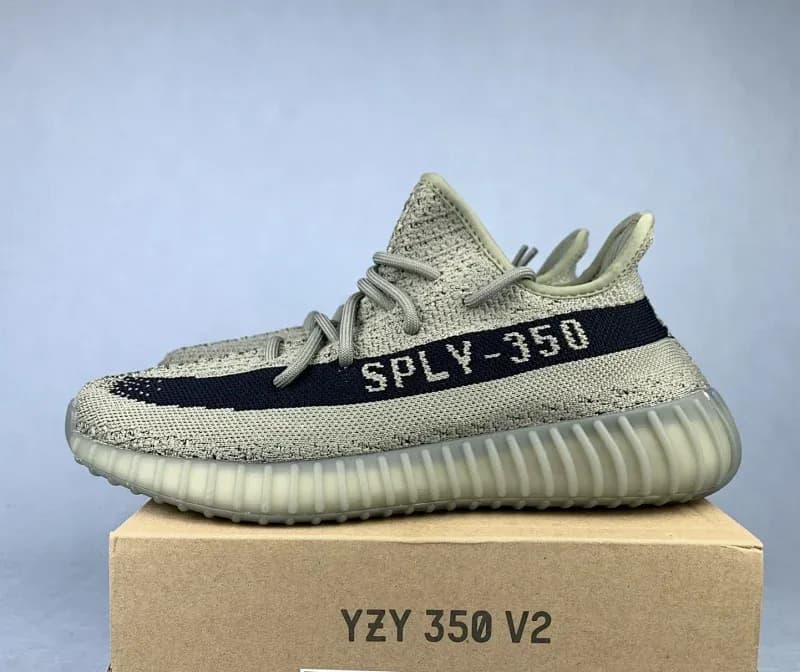 Yeezy 350 V2 Zebra