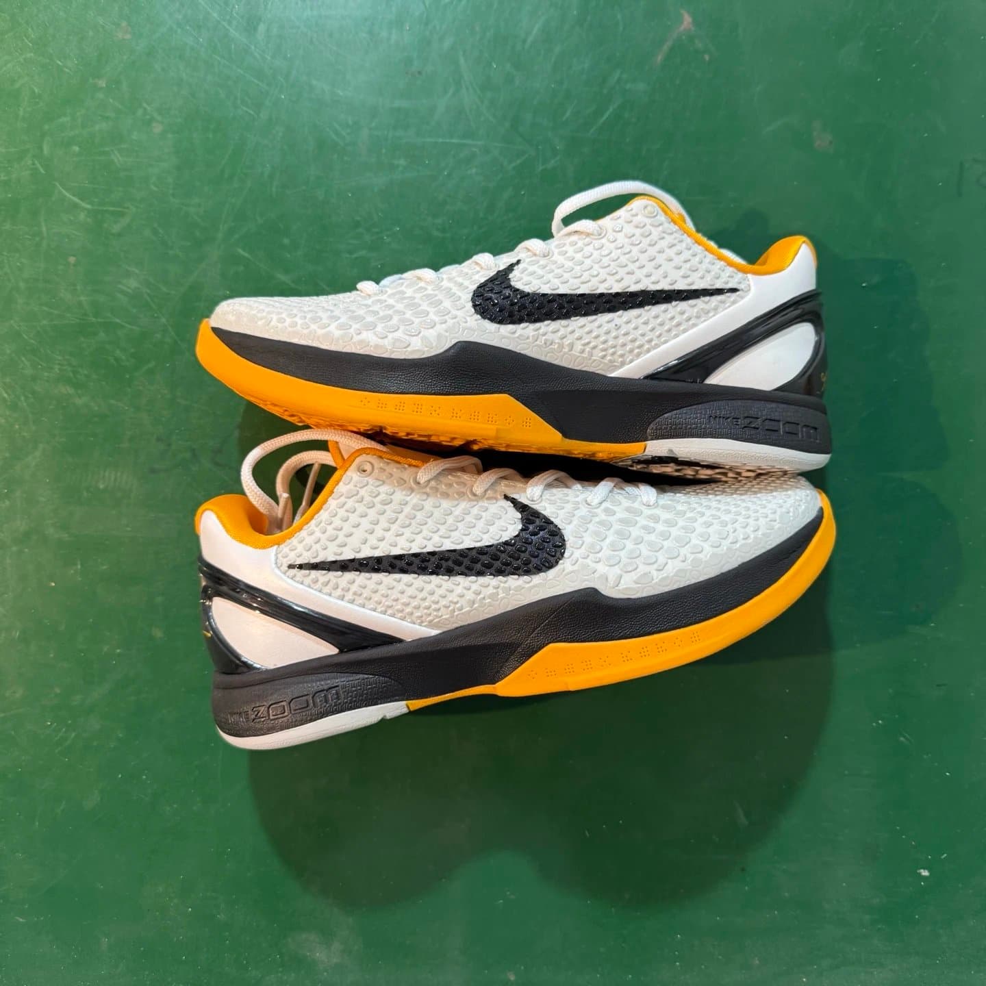 Kobe 8 Protro White/Black/Volt
