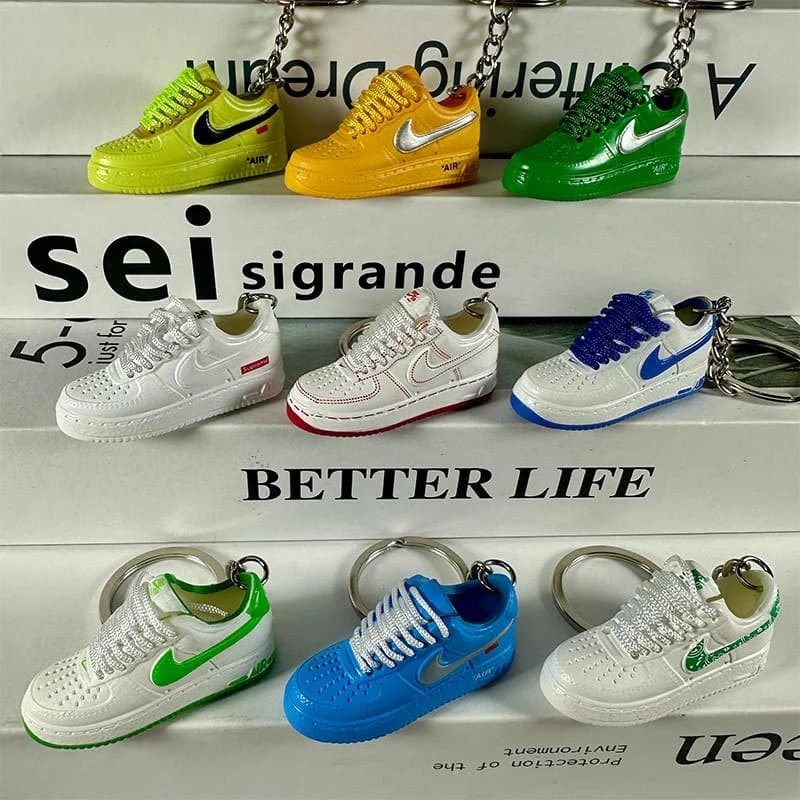 Nike × Off-White × Supreme Air Force 1 Keychain Miniature Sneaker Charm — 48.空军红圣诞