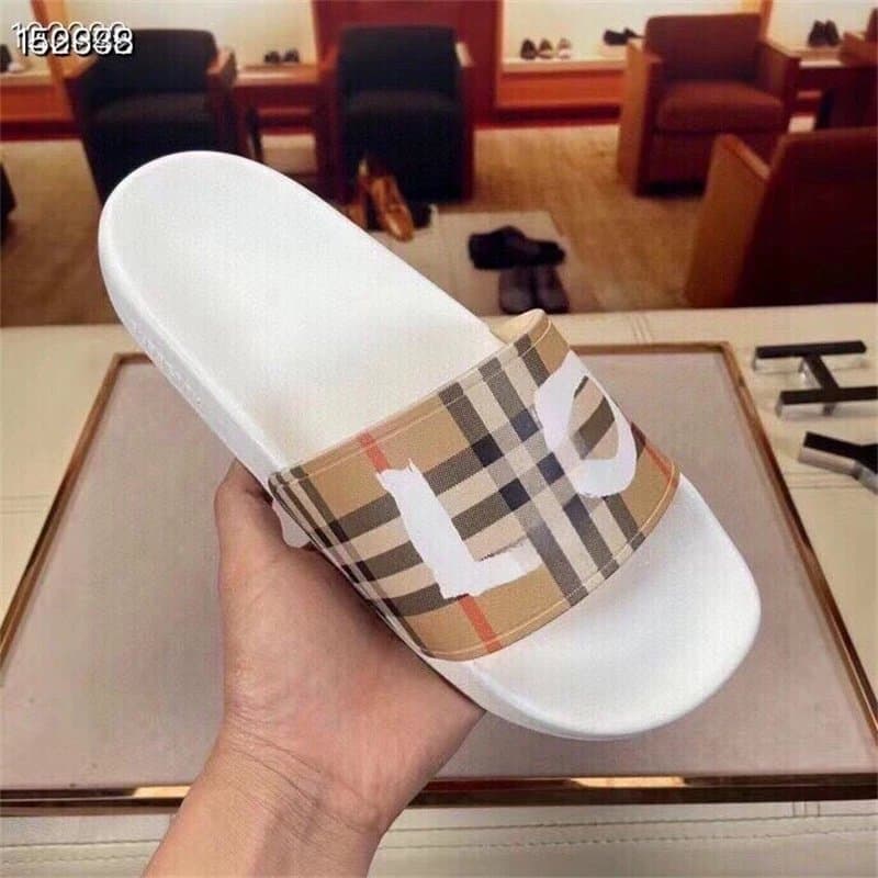 Burberry Equestrian Knight Slide Check Print