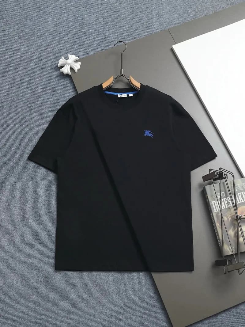 Burberry Logo T-Shirt Monogram Patch — 26