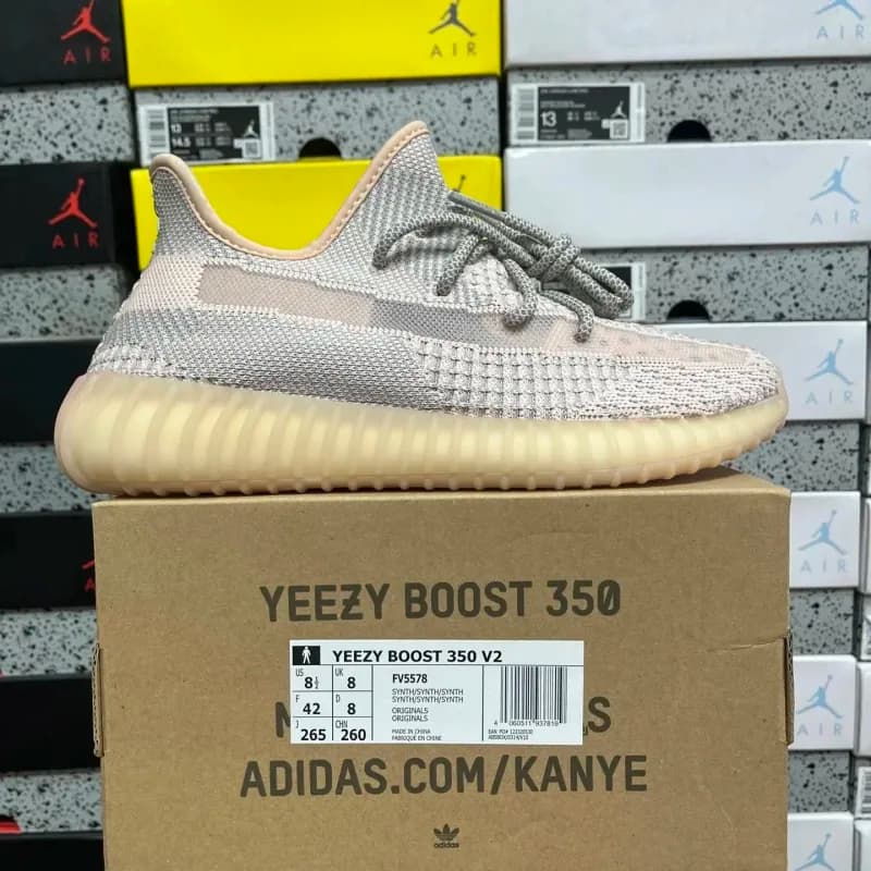 Yeezy Boost 350 V2 Zebra