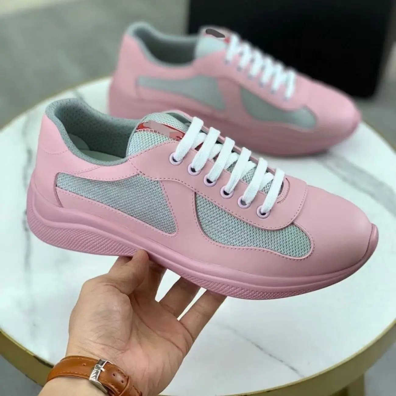 Prada Linea Rossa Sneaker All Black — 哑光粉色