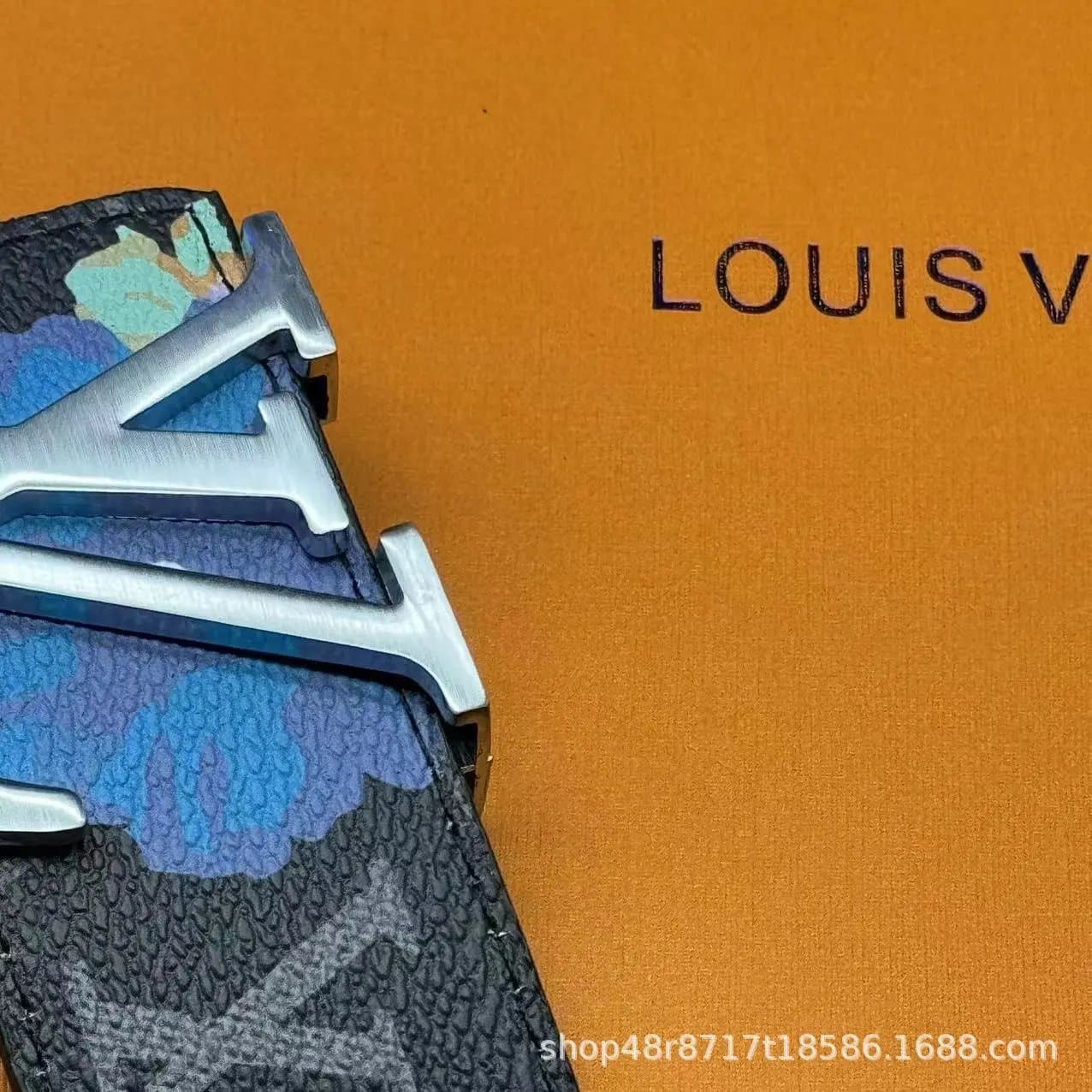 Louis Vuitton LV Belt Bag Monogram Eclipse — 黑涂鸦 银扣