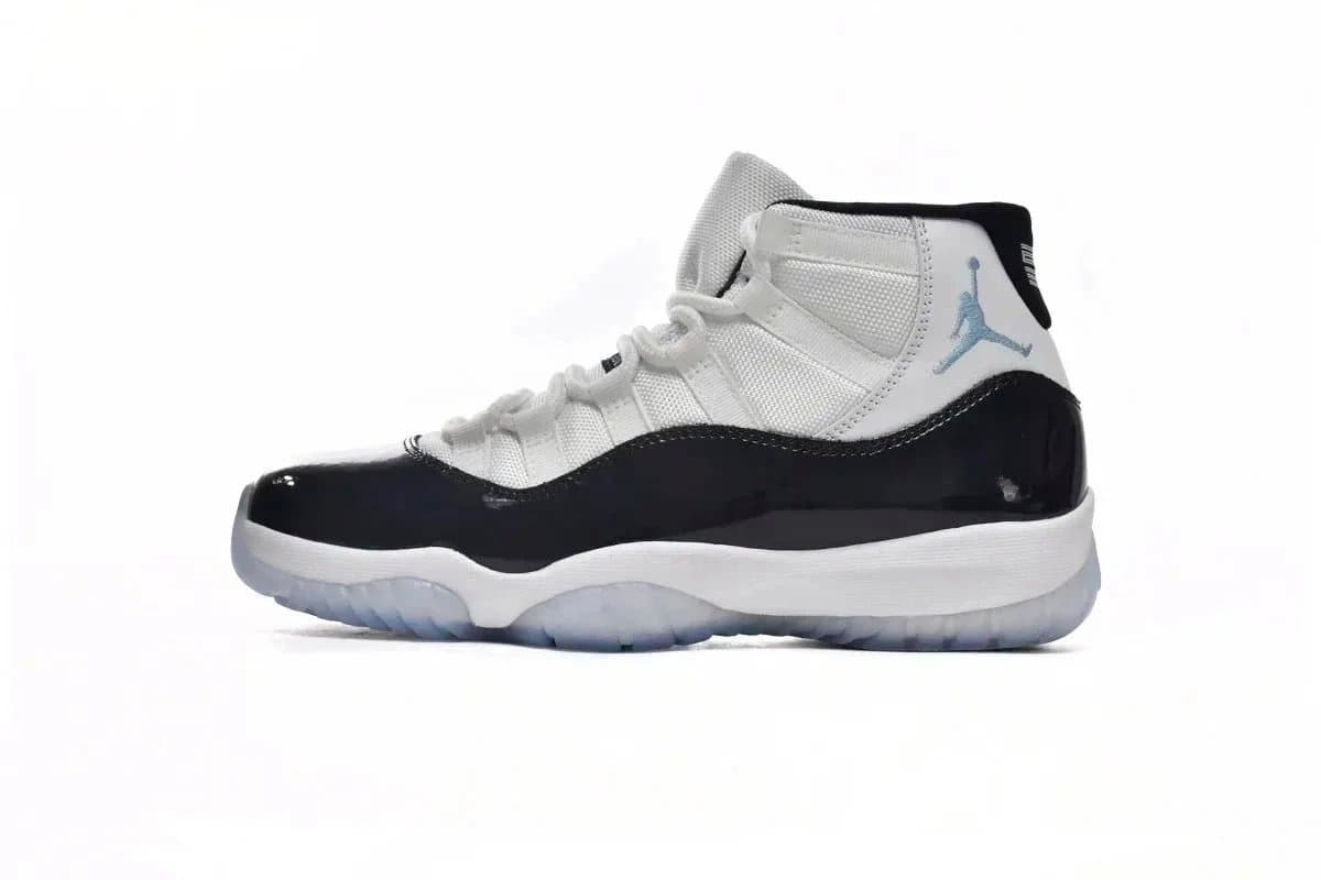 Air Jordan 11 Concord
