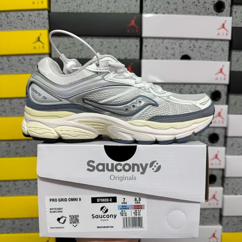 Saucony Pro Grid Omni 9 White/Grey