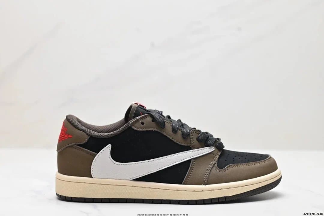 Nike × Travis Scott Dunk Low Cactus Jack — 款式18