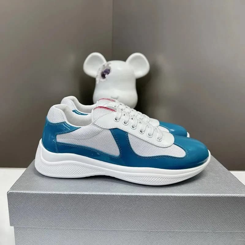 Prada Linea Rossa Sneaker Lavender Patent Mesh — 天蓝色