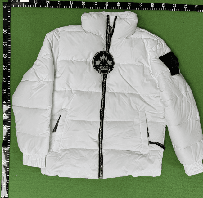 Moncler Puffer Jacket Fur-Trimmed Hood — Moose Knuckles羽绒服-白色