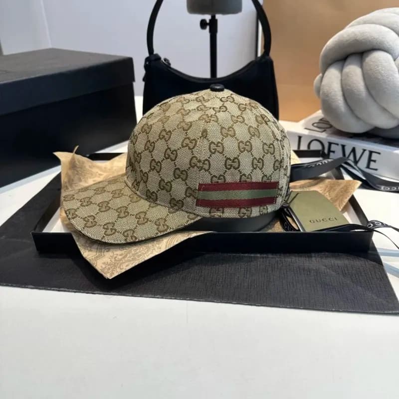 Fendi Baseball Cap FF Logo Jacquard — 33