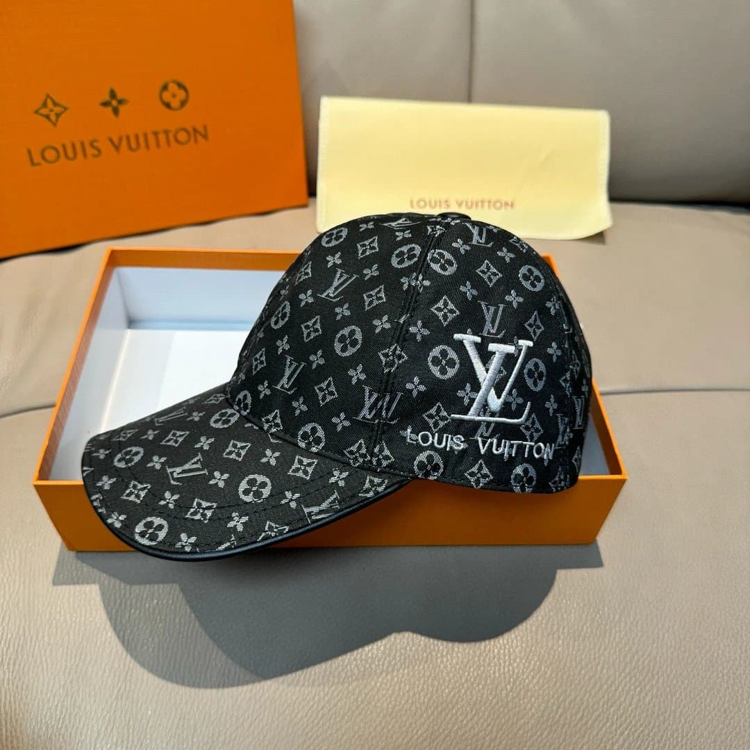Louis Vuitton Baseball Cap Monogram Eclipse