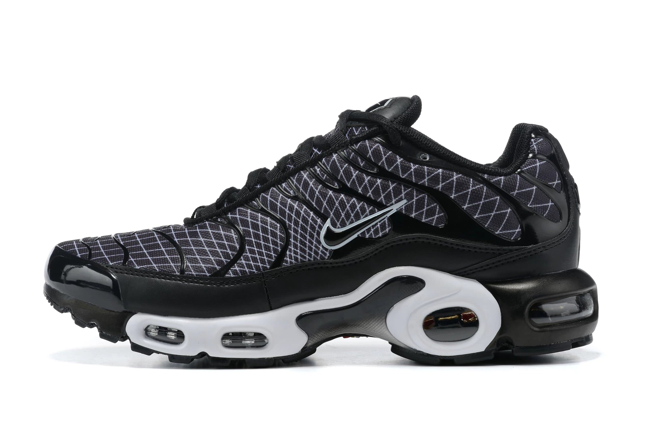 Nike Air Max Plus TN — 35
