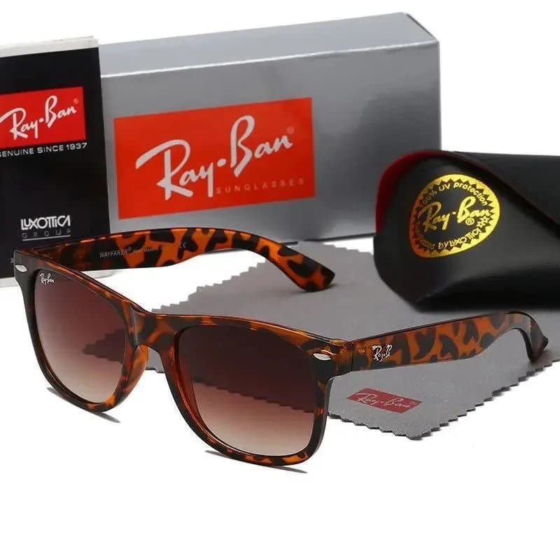 Ray-Ban Wayfarer Tortoise Shell