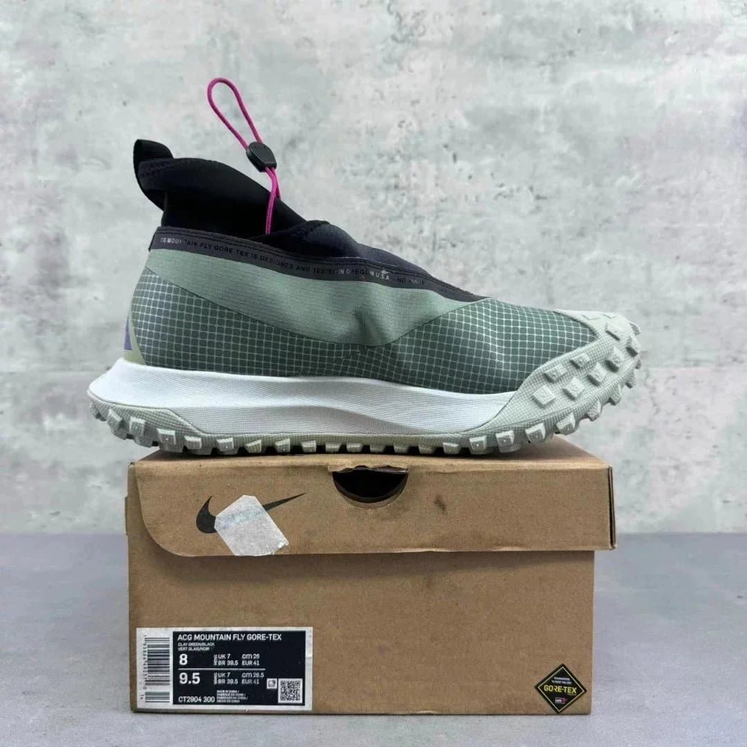 Nike ACG Mountain Fly 2 Low Black — Y版 ACG · CT2904-300